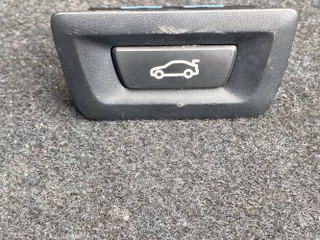 кнопка открытия багажника BMW X5 G05 2021, 3.0 л., гибрид, АКПП, c27, внедорожник 5 дв., полный привод, 61319275119, 9275119