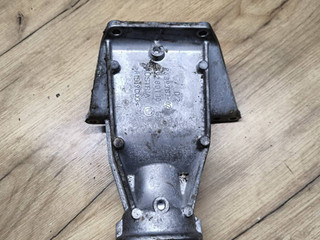 кронштейн полуоси BMW X5 G05 2021, 3.0 л., гибрид, АКПП, c27, внедорожник 5 дв., полный привод, 8639382, 8639383