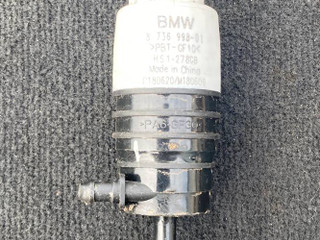 насос (моторчик) омывателя стекла BMW X5 G05 2021, 3.0 л., гибрид, АКПП, c27, внедорожник 5 дв., полный привод, 8736998