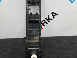 прикуриватель BMW X5 G05 2021, 3.0 л., гибрид, АКПП, c27, внедорожник 5 дв., полный привод, 7947771