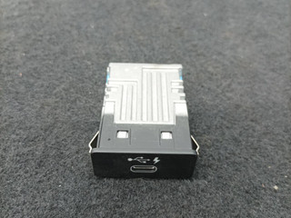 разъем AUX / USB BMW 4 серия G22/G23 G23 2022, 3.0 л., B57 D30 B, дизель, АКПП, a300, кабриолет, задний привод, 8711939