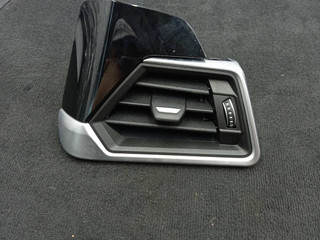 дефлектор обдува салона BMW 4 серия G22/G23 G23 2022, 3.0 л., B57 D30 B, дизель, АКПП, a300, кабриолет, задний привод, 6848619