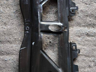 верхняя планка телевизора BMW M2 G87 2023, 3.0 л., S58B30A, бензин, АКПП, купе, задний привод, 51648076814, 8076814