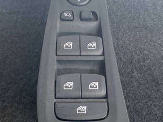 блок управления стеклоподъемниками BMW 1 серия F40 2020, 2.0 л., B48A20E, бензин, c3n, полный привод, 7948784