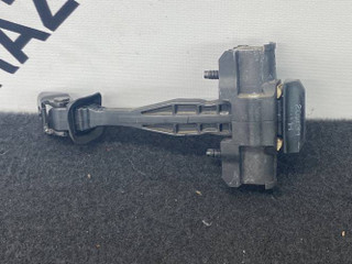 ограничитель открывания двери BMW 1 серия F40 2020, 2.0 л., B48A20E, бензин, c3n, полный привод, 7448039