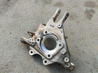 кулак задний правый BMW M4 G82/G83 G82 2022, 3.0 л., S58B30A, бензин, c4p, купе, задний привод, 8095658