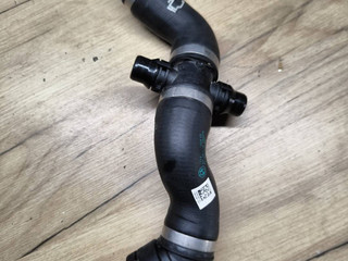 патрубок радиатора BMW M2 G87 2023, 3.0 л., S58B30A, бензин, АКПП, купе, задний привод, 17138096423, 8096423