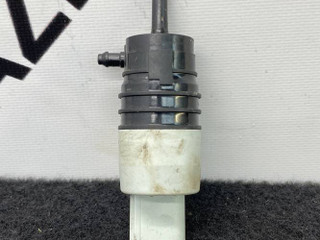 насос (моторчик) омывателя стекла BMW M4 G82/G83 G82 2022, 3.0 л., S58B30A, бензин, c4p, купе, задний привод, 7298309, 67127298309