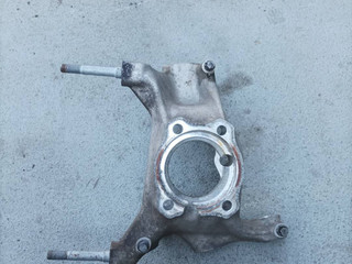 кулак поворотный правый BMW M4 G82/G83 G82 2022, 3.0 л., S58B30A, бензин, c4p, купе, задний привод, 8095664