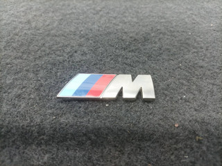 эмблема BMW X5 G05 2019, 5.0 л., дизель, АКПП, 475, внедорожник 5 дв., полный привод, правый руль, 8094237