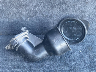 горловина бачка омывателя BMW X5 F15 2014, 4.0 л., дизель, АКПП, rubinschwarz metallic (x03), внедорожник 5 дв., полный привод, 7264145, 7325883