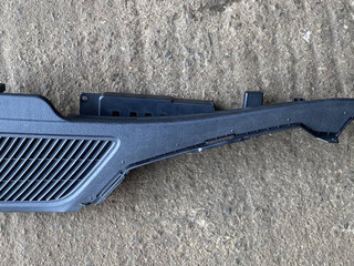 направляющая шторки багажника (салазки) BMW X5 F15 2014, 4.0 л., дизель, АКПП, rubinschwarz metallic (x03), внедорожник 5 дв., полный привод, 7284289