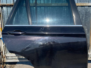 дверь задняя правая BMW X5 F15 2014, 4.0 л., дизель, АКПП, rubinschwarz metallic (x03), внедорожник 5 дв., полный привод