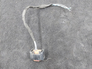разъем (фишка) проводки BMW XM G09 G09 2023, 4.4 л., S68B44, бензин, электро, АКПП, 475, внедорожник 5 дв., полный привод, 6993514