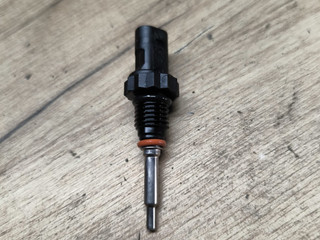 датчик температуры во впускном коллекторе BMW XM G09 G09 2023, 4.4 л., S68B44, бензин, электро, АКПП, 475, внедорожник 5 дв., полный привод, 8626176, 13628626176