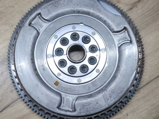 маховик BMW XM G09 G09 2023, 4.4 л., S68B44, бензин, электро, АКПП, 475, внедорожник 5 дв., полный привод, 5A29114