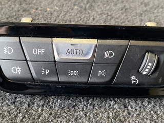 переключатель света BMW 4 серия G22/G23 G22 2021, 2.0 л., B48 B20 B, бензин, АКПП, c31, купе, задний привод, 61315A16B20, 5A16B20