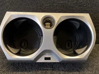 подстаканник BMW 8 серия G14/G15 G15 2019, 5.0 л., N63B44D, бензин, 416, купе, полный привод, 9396505