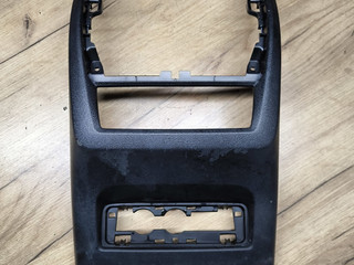 Задняя накладка центрального тоннеля BMW X6 G06 2020, 3.0 л., B57 D30 A, дизель, АКПП, внедорожник 5 дв., полный привод, 9399875