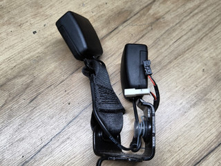 замок ремня безопасности BMW X6 G06 2020, 3.0 л., B57 D30 A, дизель, АКПП, внедорожник 5 дв., полный привод, 7435672, 72117435672