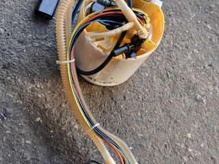 колба в бак BMW X6 G06 2020, 3.0 л., B57 D30 A, дизель, АКПП, внедорожник 5 дв., полный привод, 7401430, 7467662