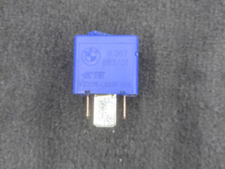 реле (прочие) BMW 1 серия F40 2020, 2.0 л., B48A20E, бензин, c3n, полный привод, 9367693, 936769301, C2020415