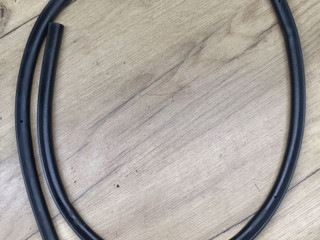 уплотнитель подкапотного пространства BMW X6 G06 2020, 3.0 л., B57 D30 A, дизель, АКПП, внедорожник 5 дв., полный привод, 51767418174, 7418174