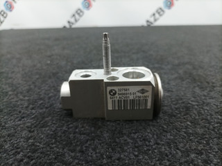 расширительный клапан кондиционера BMW X5 G05 2022, 3.0 л., B57 D30 B, дизель, 416, внедорожник 5 дв., полный привод, 9496915