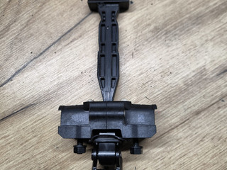 ограничитель открывания двери BMW X6 G06 2020, 3.0 л., B57 D30 A, дизель, АКПП, внедорожник 5 дв., полный привод, 7451347