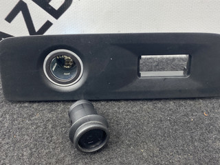 прикуриватель BMW X7 G07 2023, 7941872