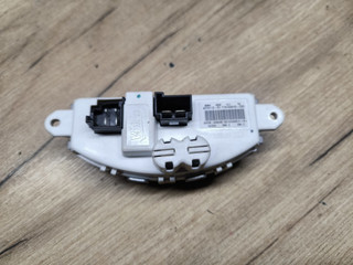 сопротивление печки BMW 4 серия F32/F33 [рестайлинг] F33 2018, 3.0 л., бензин, АКПП, кабриолет, задний привод, 9276112