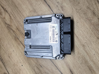 блок управления двигателем BMW 5 серия F07/F10/F11 [рестайлинг] 2013, 3.0 л., N57 D30 A, дизель, АКПП, задний привод, 8572439, 0281019426