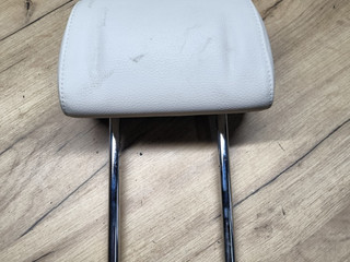 подголовник BMW 5 серия F07/F10/F11 [рестайлинг] 2013, 3.0 л., N57 D30 A, дизель, АКПП, задний привод
