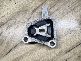 подушка крепления двигателя Mercedes-Benz Sprinter W907/W910 W910 2022, 2.0 л., OM 654.920, дизель, 6МКПП, микроавтобус, передний привод, 9102420000, A9102420000