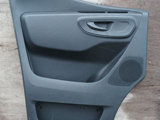 обшивка двери передняя левая Mercedes-Benz Sprinter W907/W910 W910 2022, 2.0 л., OM 654.920, дизель, 6МКПП, микроавтобус, передний привод, A9077201600, 9077201600