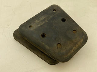 отбойник рессоры передний Mercedes-Benz Sprinter W907/W910 W907 2020, 2.2 л., OM651 DE22LA, дизель, 6МКПП, 9147, микроавтобус, задний привод, правый руль, A9063220019, 9063220019