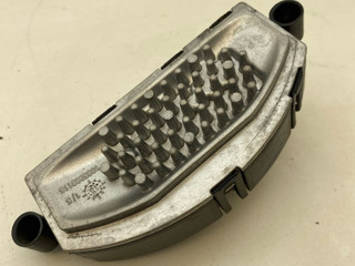 сопротивление печки Mercedes-Benz Sprinter W907/W910 W907 2020, 2.2 л., OM651 DE22LA, дизель, 6МКПП, 9147, микроавтобус, задний привод, правый руль, A0009069307, 0009069307