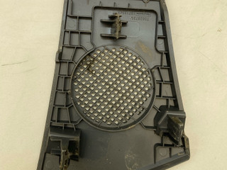 Накладка (сетка) динамика Mercedes-Benz Sprinter W907/W910 W907 2020, 2.2 л., OM651 DE22LA, дизель, 6МКПП, 9147, микроавтобус, задний привод, правый руль, 91008270400, A91008270400