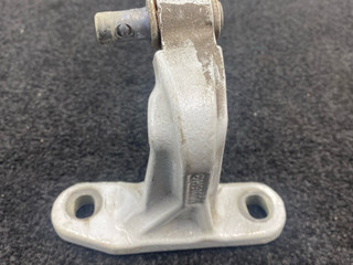 петля двери Mercedes-Benz Sprinter W907/W910 W907 2020, 2.2 л., OM651 DE22LA, дизель, 6МКПП, 9147, микроавтобус, задний привод, правый руль