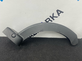 накладка на петлю багажника левая BMW 7 серия G11/G12 G11 2017, 4.0 л., дизель, x03 rubin-metallic black, седан, полный привод, 7371811
