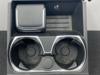 подстаканник BMW 7 серия G11/G12 G11 2017, 4.0 л., дизель, x03 rubin-metallic black, седан, полный привод, 9302629