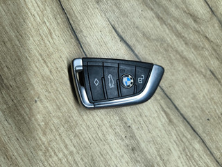 ключ BMW 3 серия G20 2020, 4.0 л., бензин, АКПП, седан, полный привод, правый руль, 8708351