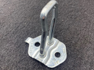 ответная часть (скоба) замка двери BMW 8 серия G14/G15 G15 2019, 4.0 л., дизель, купе, полный привод, 7357094, 51247357094