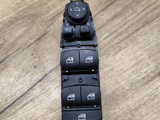 блок управления стеклоподъемниками BMW 3 серия G20 2020, 4.0 л., бензин, АКПП, седан, полный привод, правый руль, 7948784, 61317948784