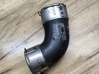 патрубок интеркулера BMW M4 G82/G83 G82 2022, 3.0 л., S58B30A, бензин, c4p, купе, задний привод, 8054840, 13718054840