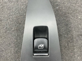 кнопка стеклоподъемника двери BMW X5 G05 2019, 4.0 л., бензин, АКПП, a300, внедорожник 5 дв., полный привод, 9327031, 7465929