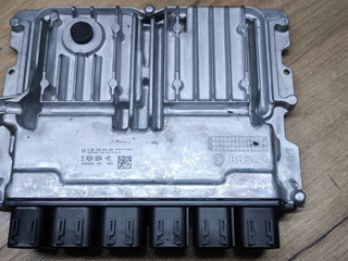 блок управления двигателем BMW 1 серия F40 2023, 1.5 л., B37 C15 A, дизель, skyscraper grau metallic (c4w), хетчбэк 5 дв., передний привод, 5A2A684, 0281039024