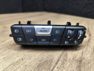 переключатель света BMW 1 серия F40 2023, 1.5 л., B37 C15 A, дизель, skyscraper grau metallic (c4w), хетчбэк 5 дв., передний привод, 5A16AB7