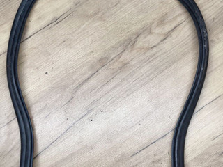 уплотнитель подкапотного пространства BMW 1 серия F40 2023, 1.5 л., B37 C15 A, дизель, skyscraper grau metallic (c4w), хетчбэк 5 дв., передний привод, 7450916