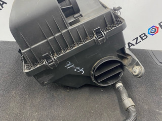 корпус воздушного фильтра Volkswagen Crafter 2 поколение SZC 2022, 2.0 л., дизель, 6МКПП, b4/b9a, передний привод, 2N0129601